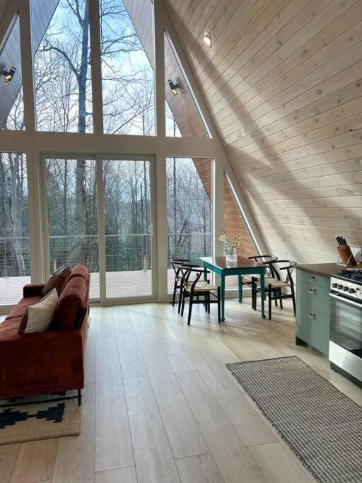 Fox Ridge-Black Alder Lodging Logan Exteriér fotografie